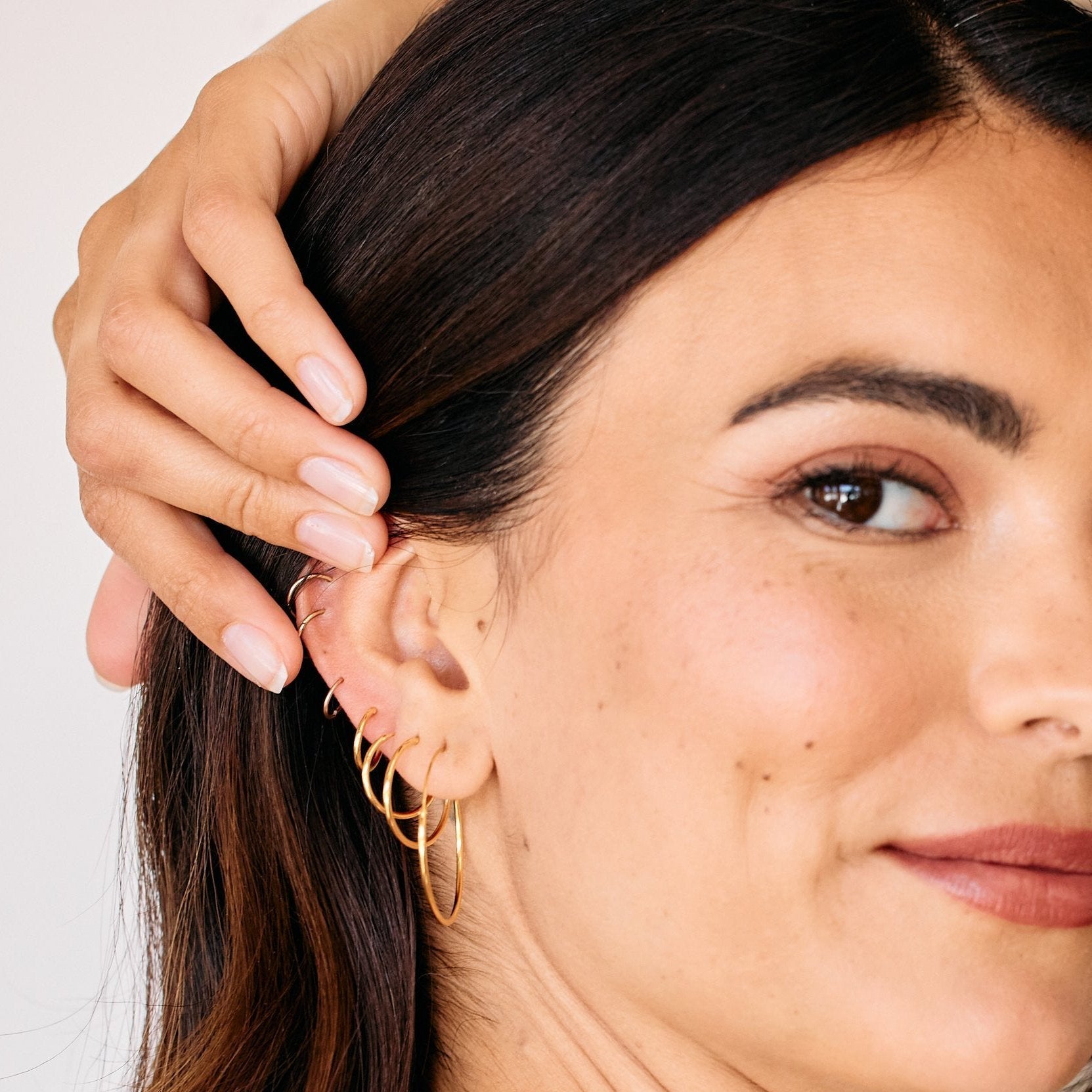 14K Gold Solenne Endless Hoops