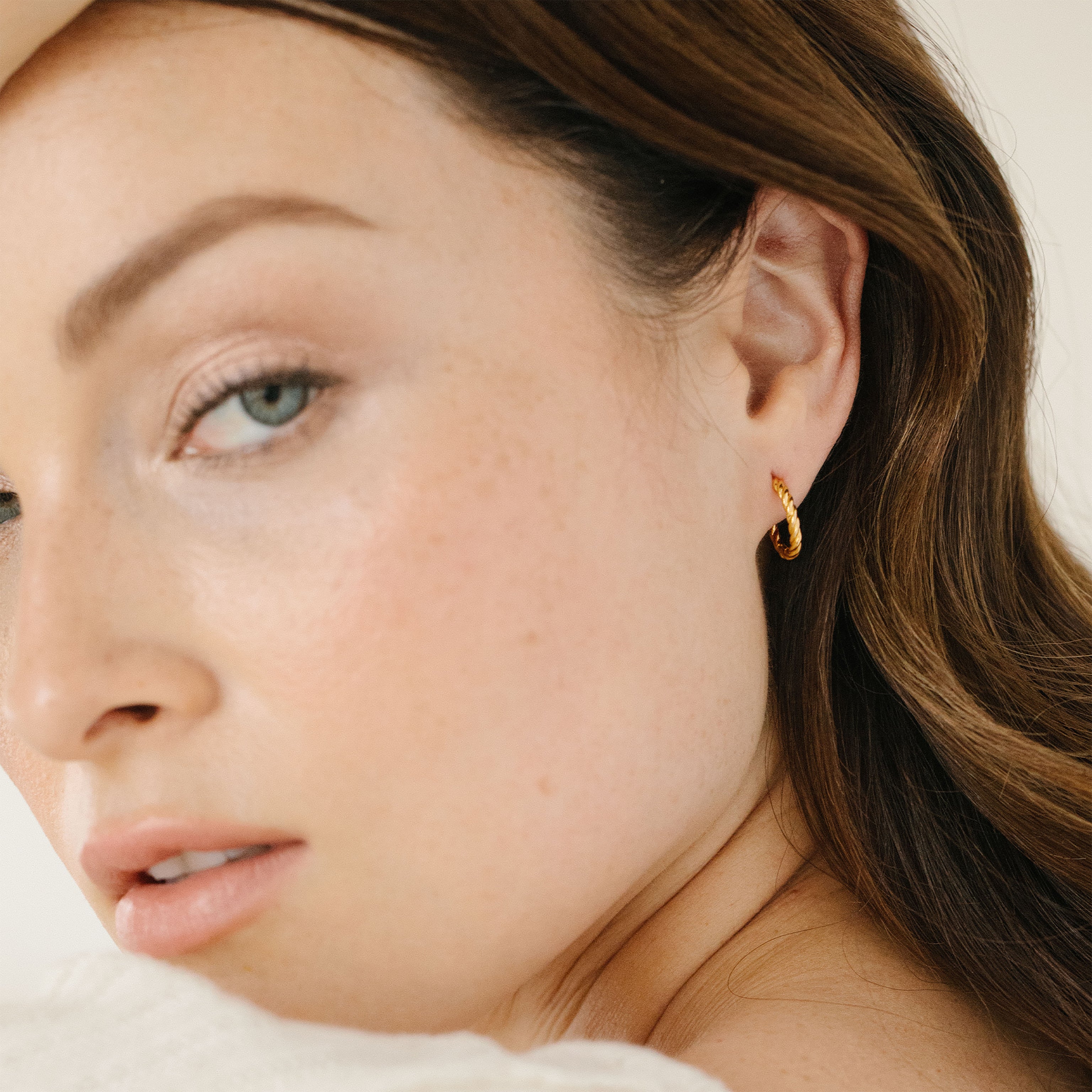 14K Gold Elara Classic Hoops