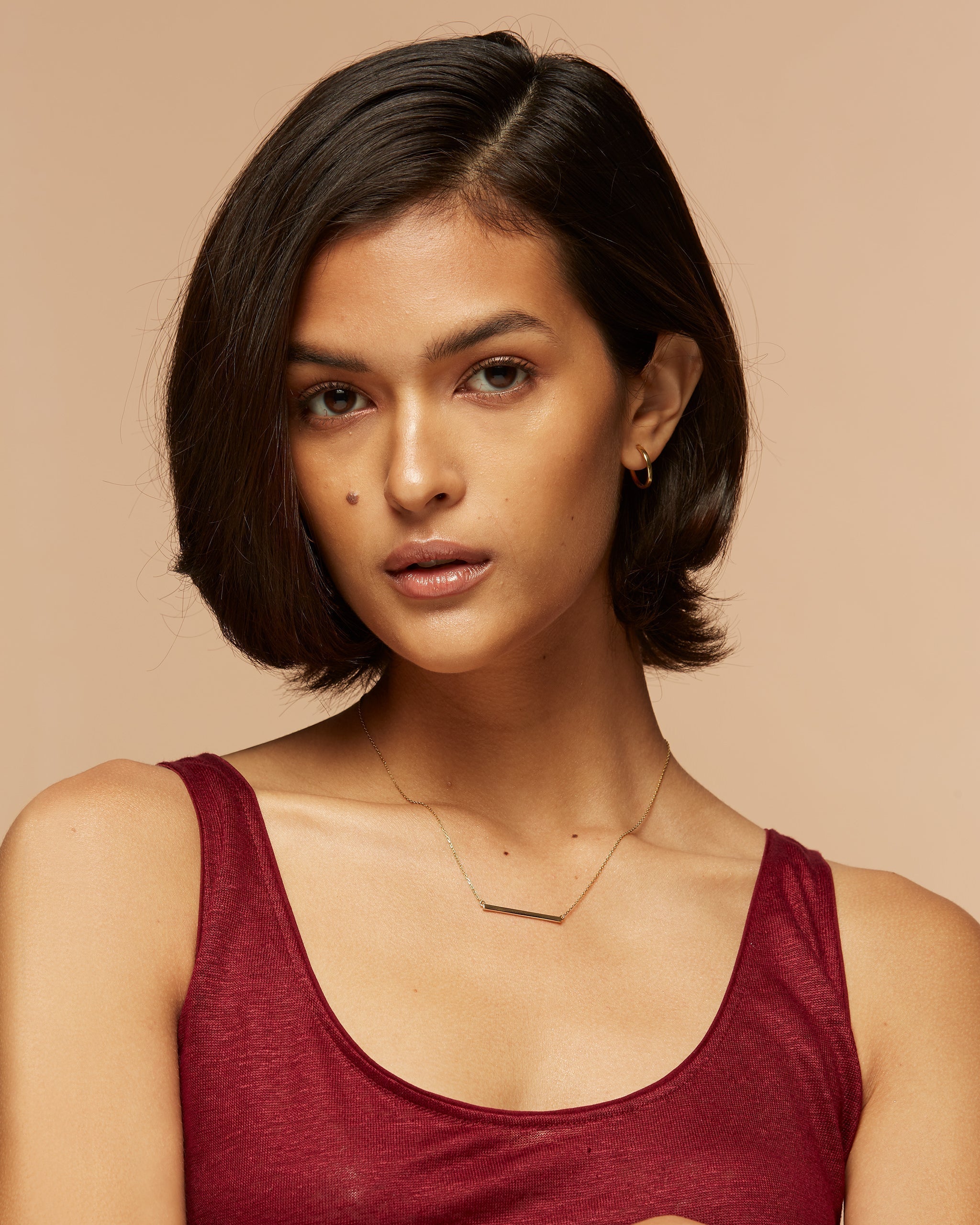 14K Gold Bar Linear Horizon Necklace