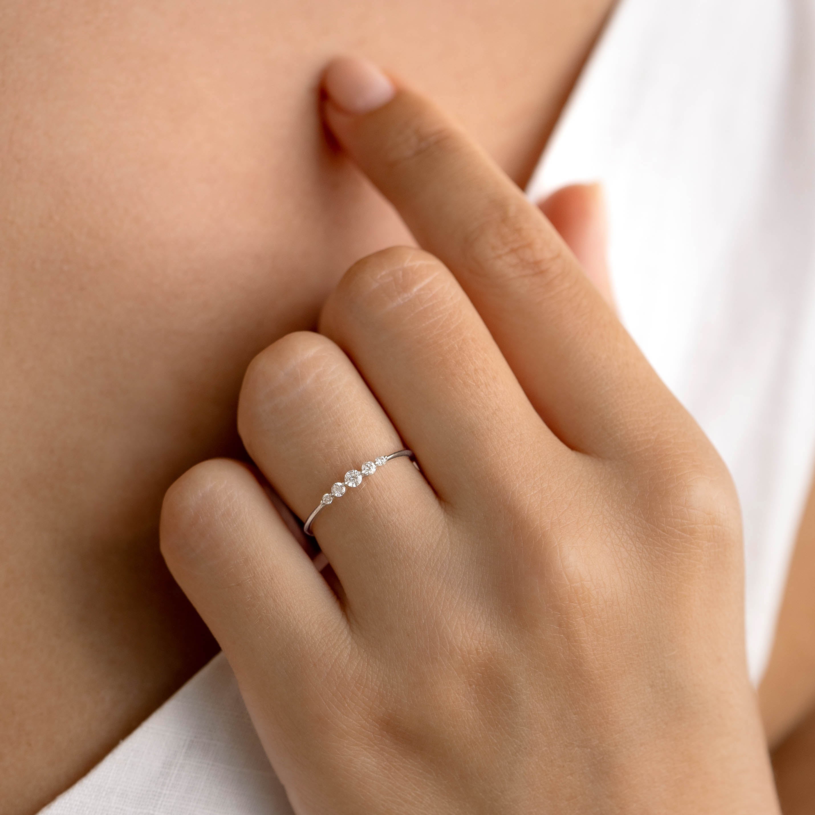 14K White Gold Graduated Diamond Band Ring