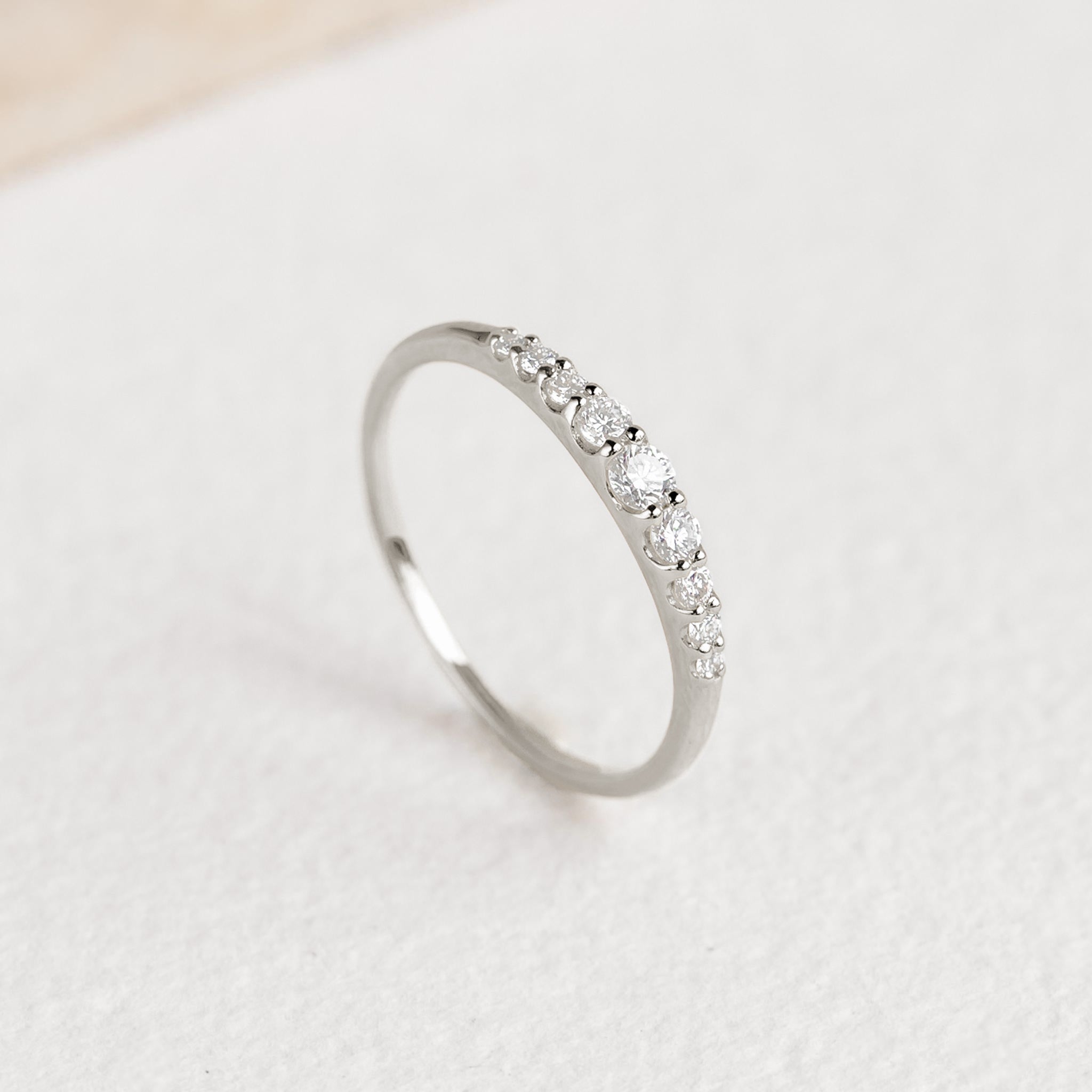 14K White Gold Graduated Diamond Band Ring