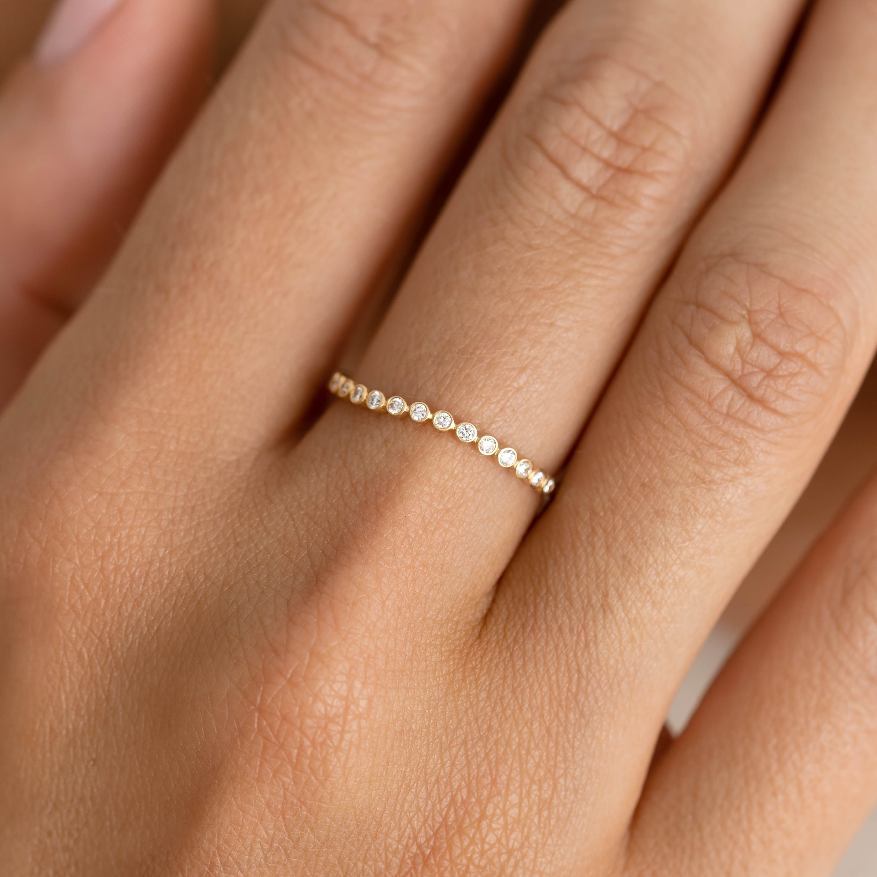 14K Gold Wavy Moissanite Diamond Band Ring