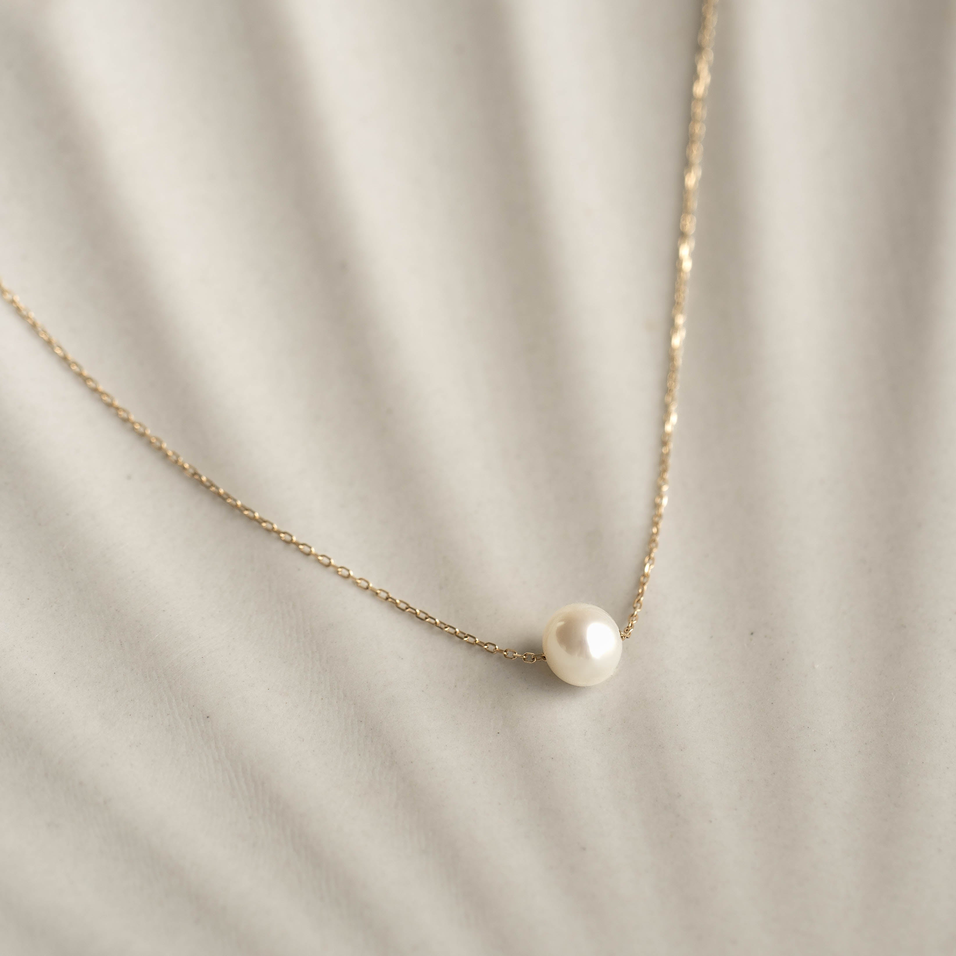 14K Gold Solitaire Pearl Necklace