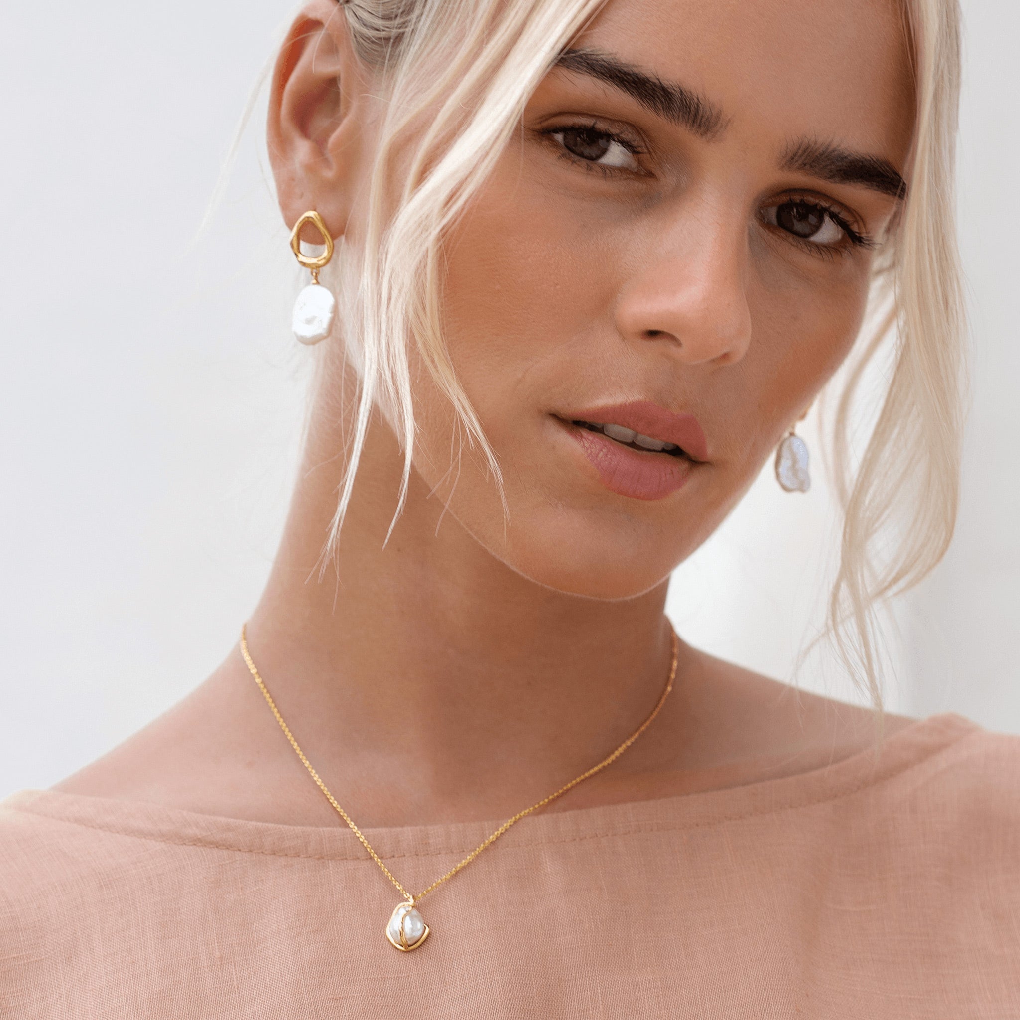 14K Gold Keshi Pearl Pendant Necklace