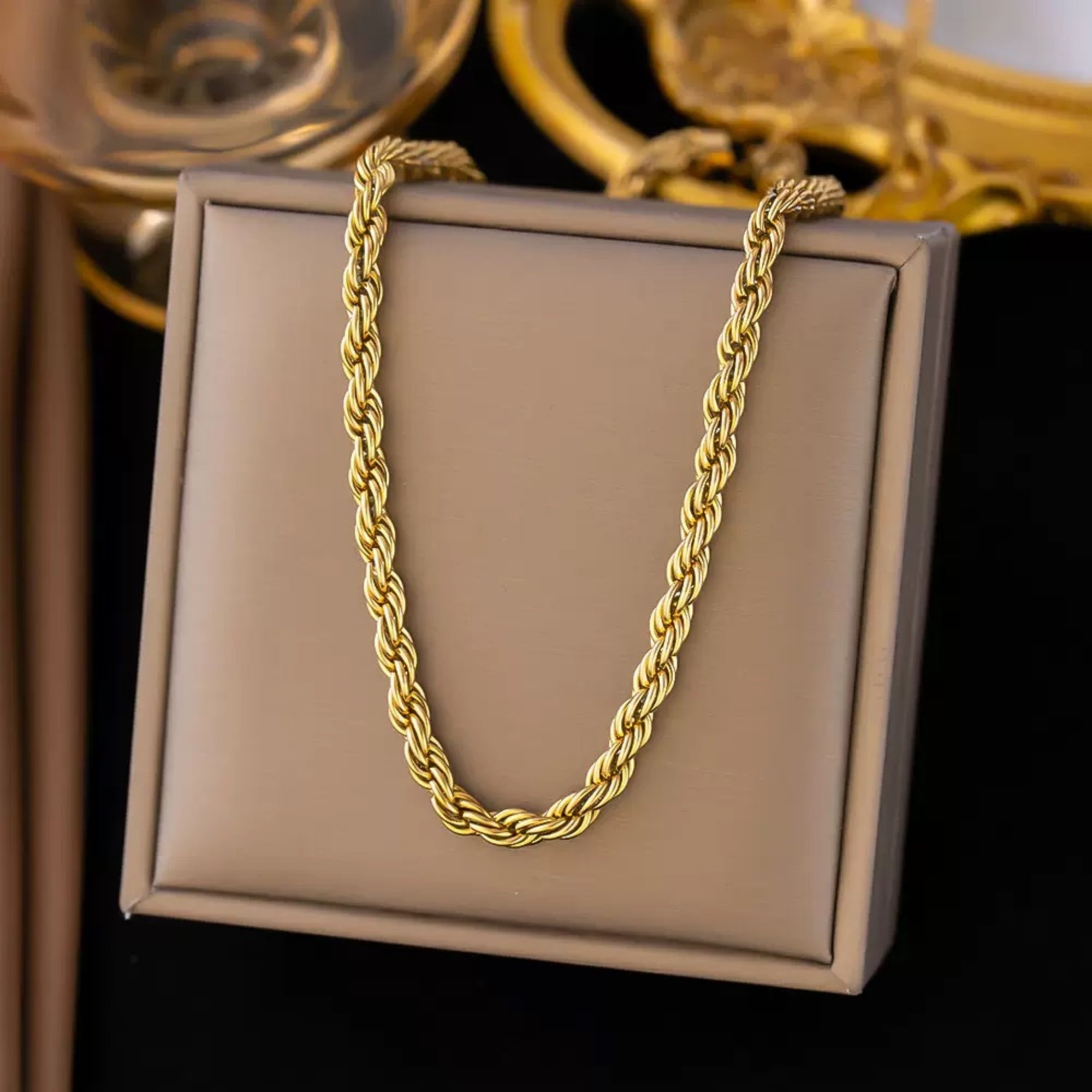 14K Gold Classic Twisted Rope Necklace
