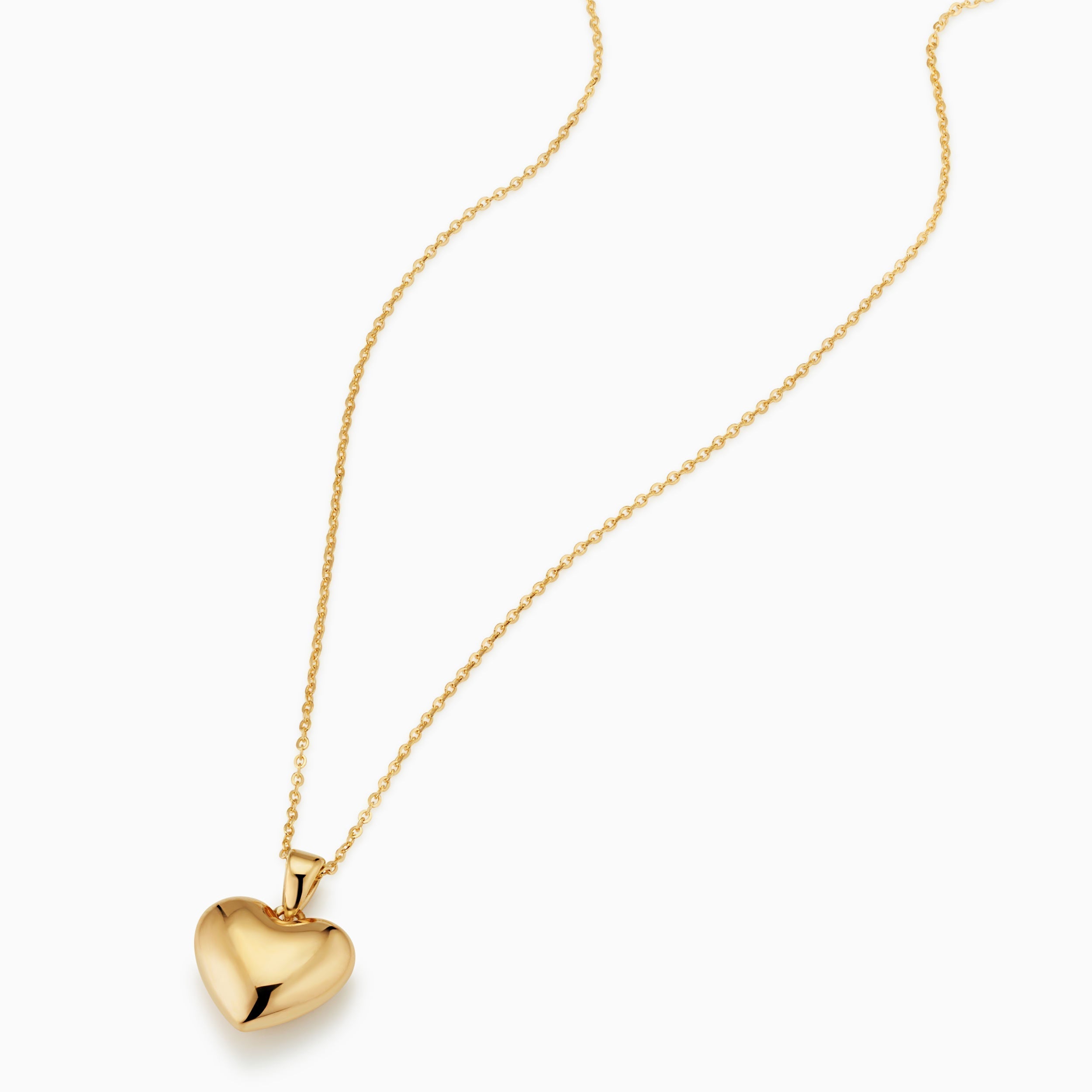 10K Gold Lovely Heart Pendant Necklace
