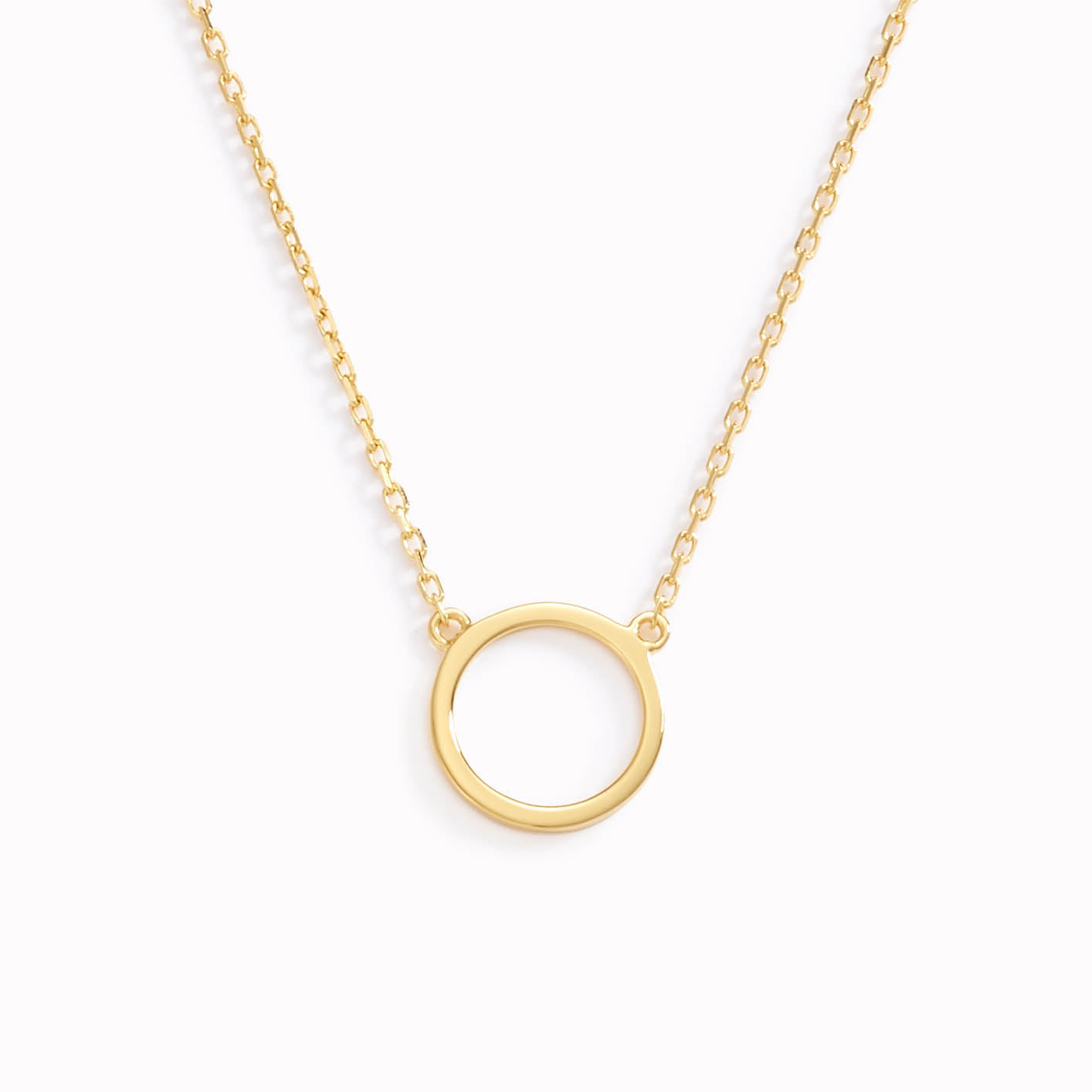 14K Gold Minimalist Circle Pendant Necklace
