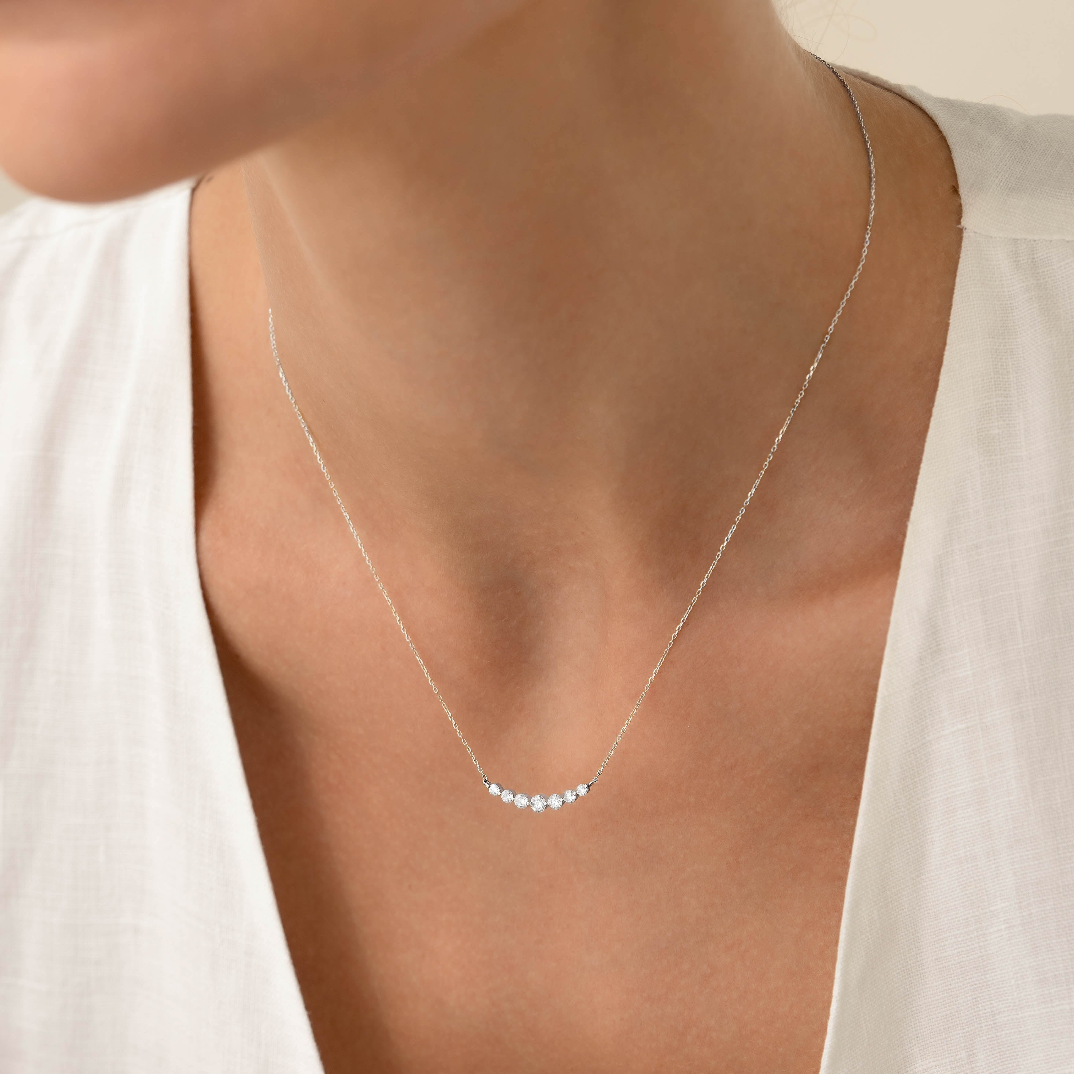 14K White Gold Caterina Graduated Diamond Necklace