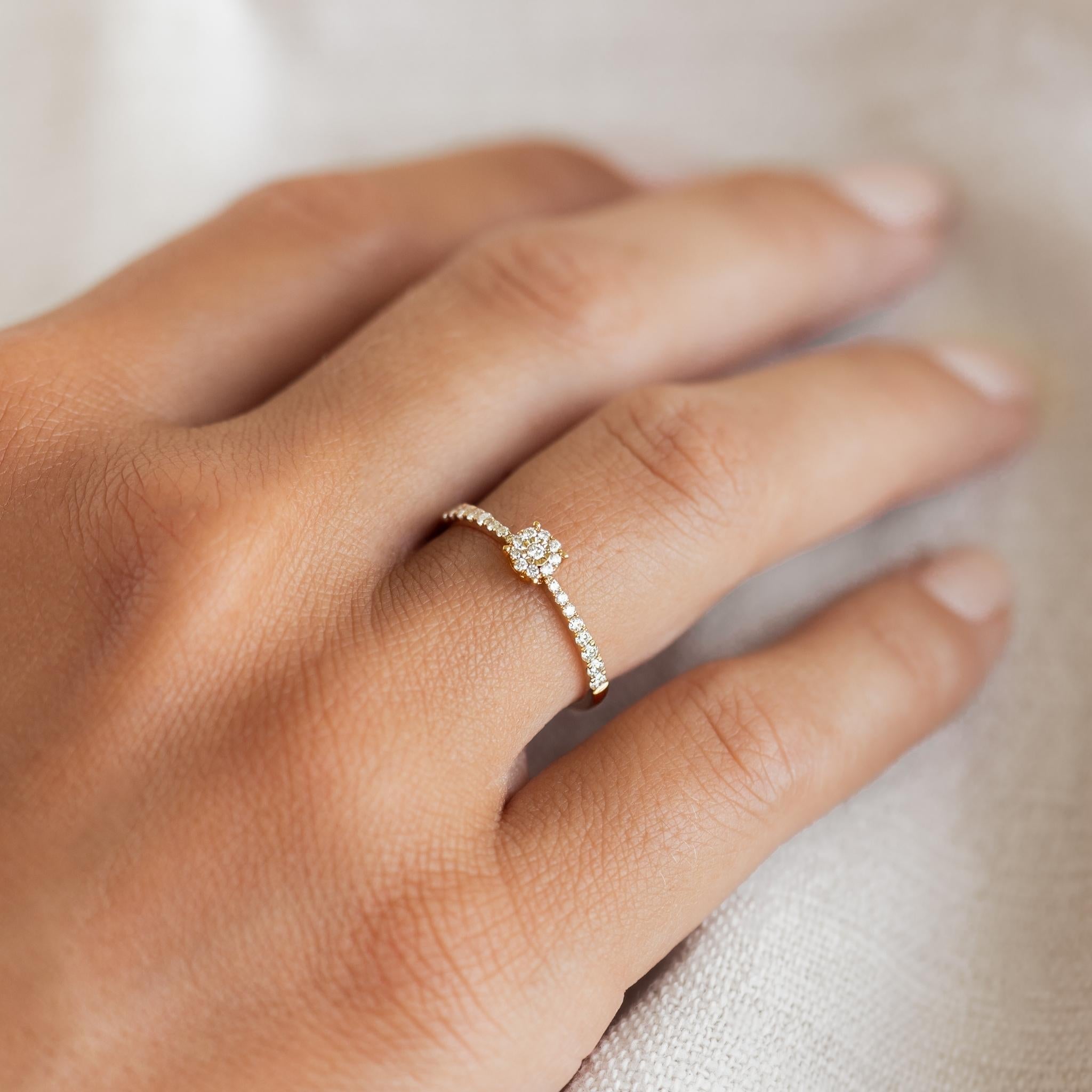 14K Yellow Gold Round Diamond Pavé Cluster Ring