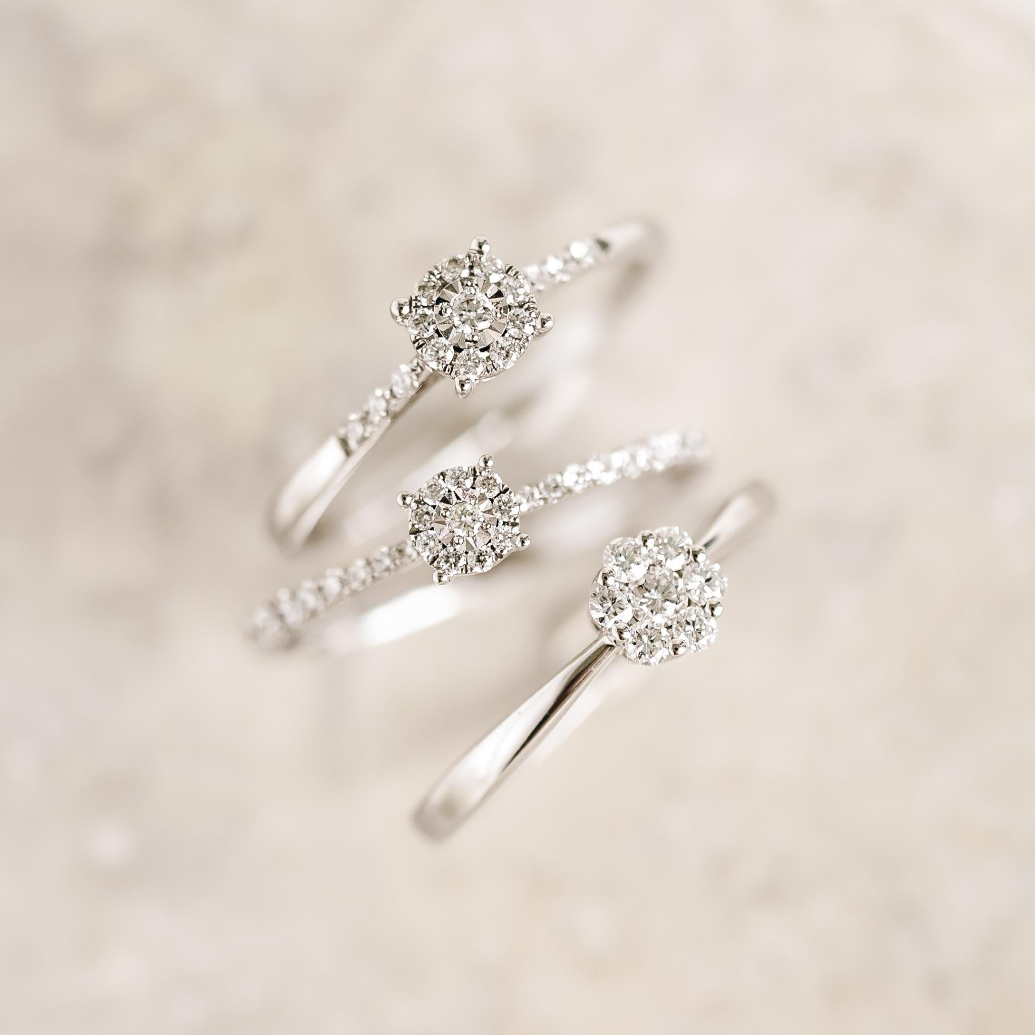 14K White Gold Round Diamond Cluster Ring with Side Stones