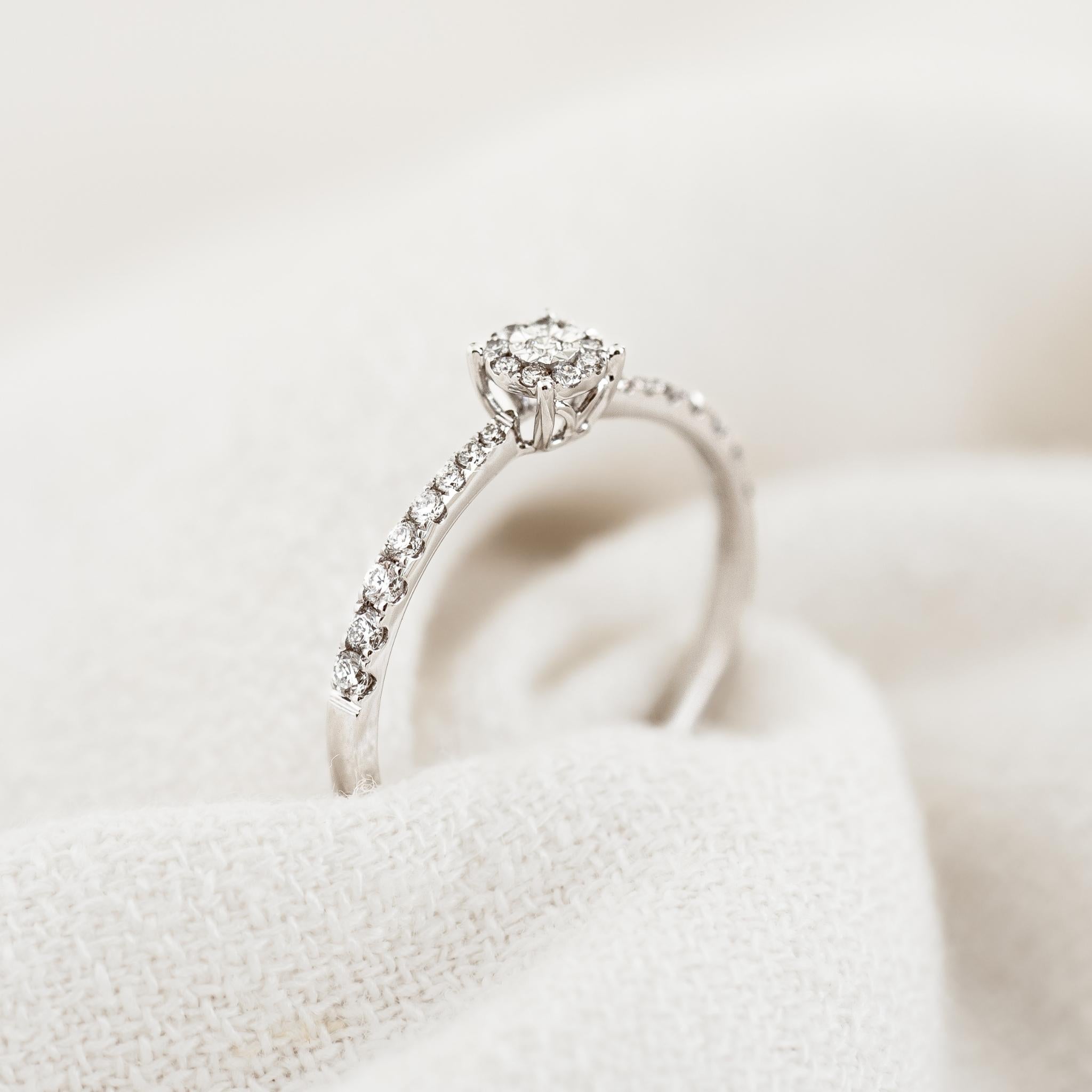 14K White Gold Round Diamond Cluster Ring with Side Stones