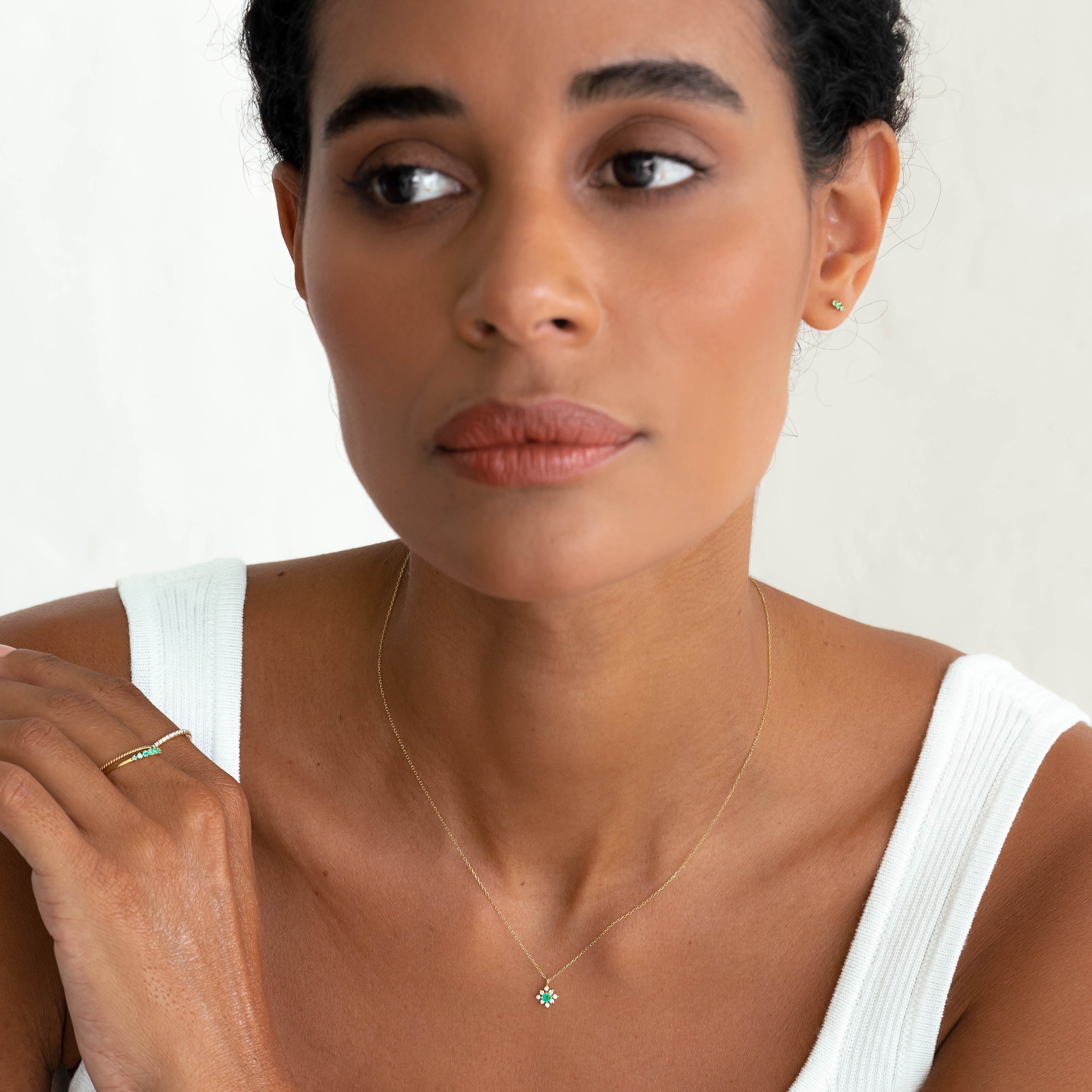 14K Gold Inga Floral Halo Necklace