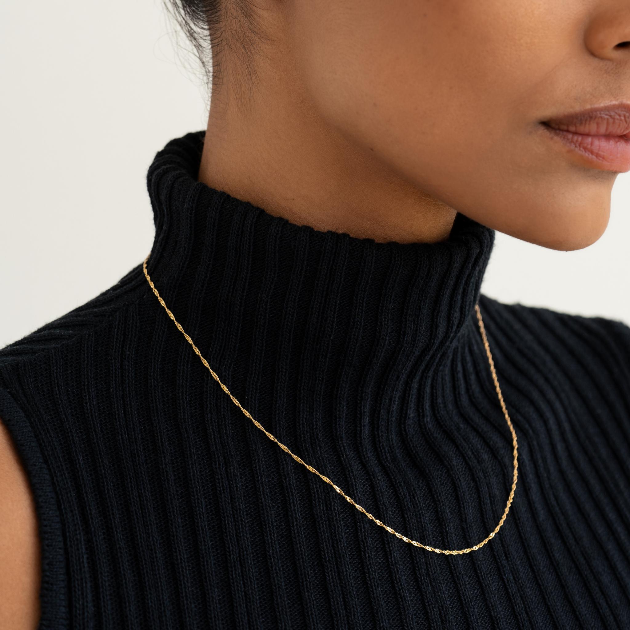 14K Gold Light Traces Twist Chain Necklace