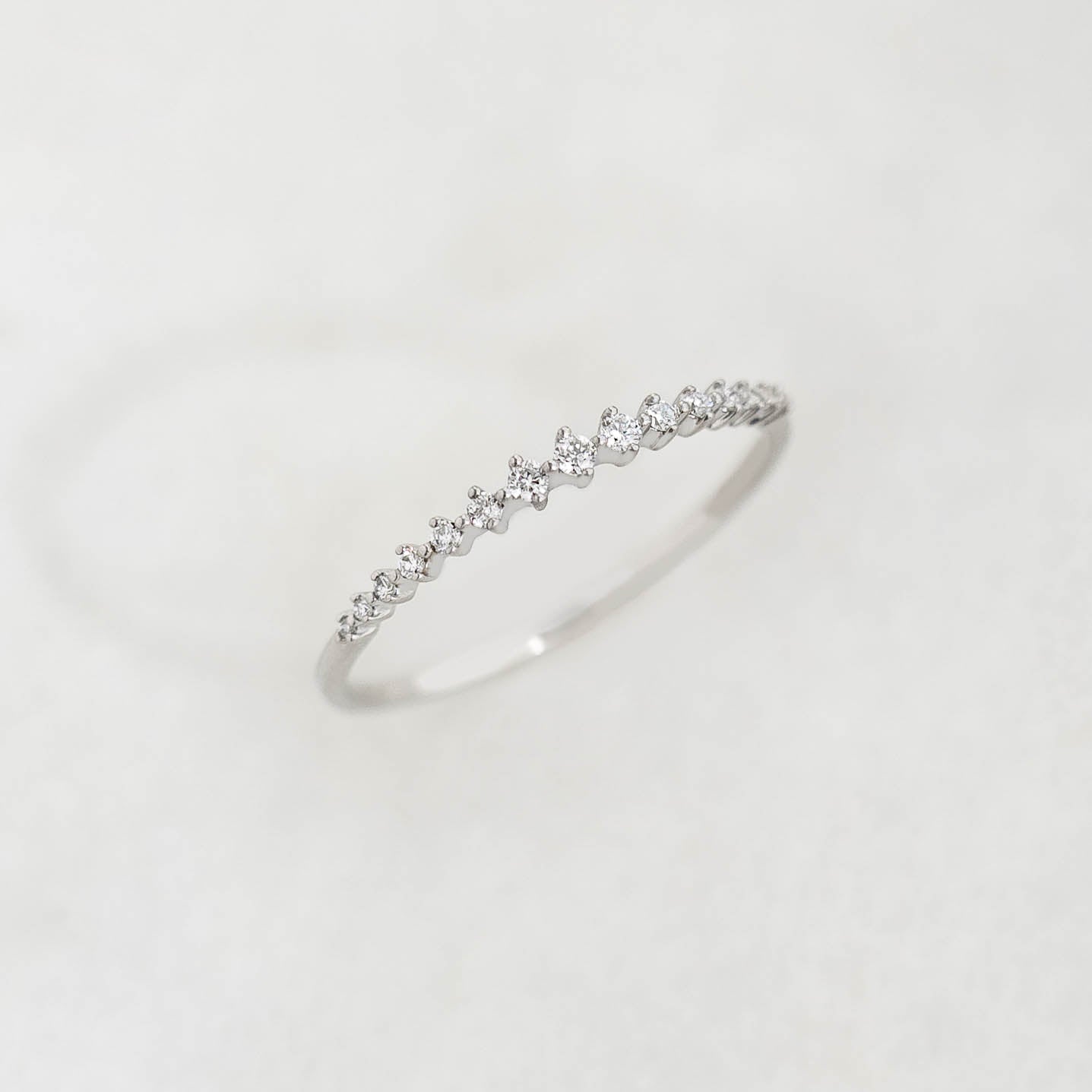 14K White Gold Graduated Diamond Band Ring