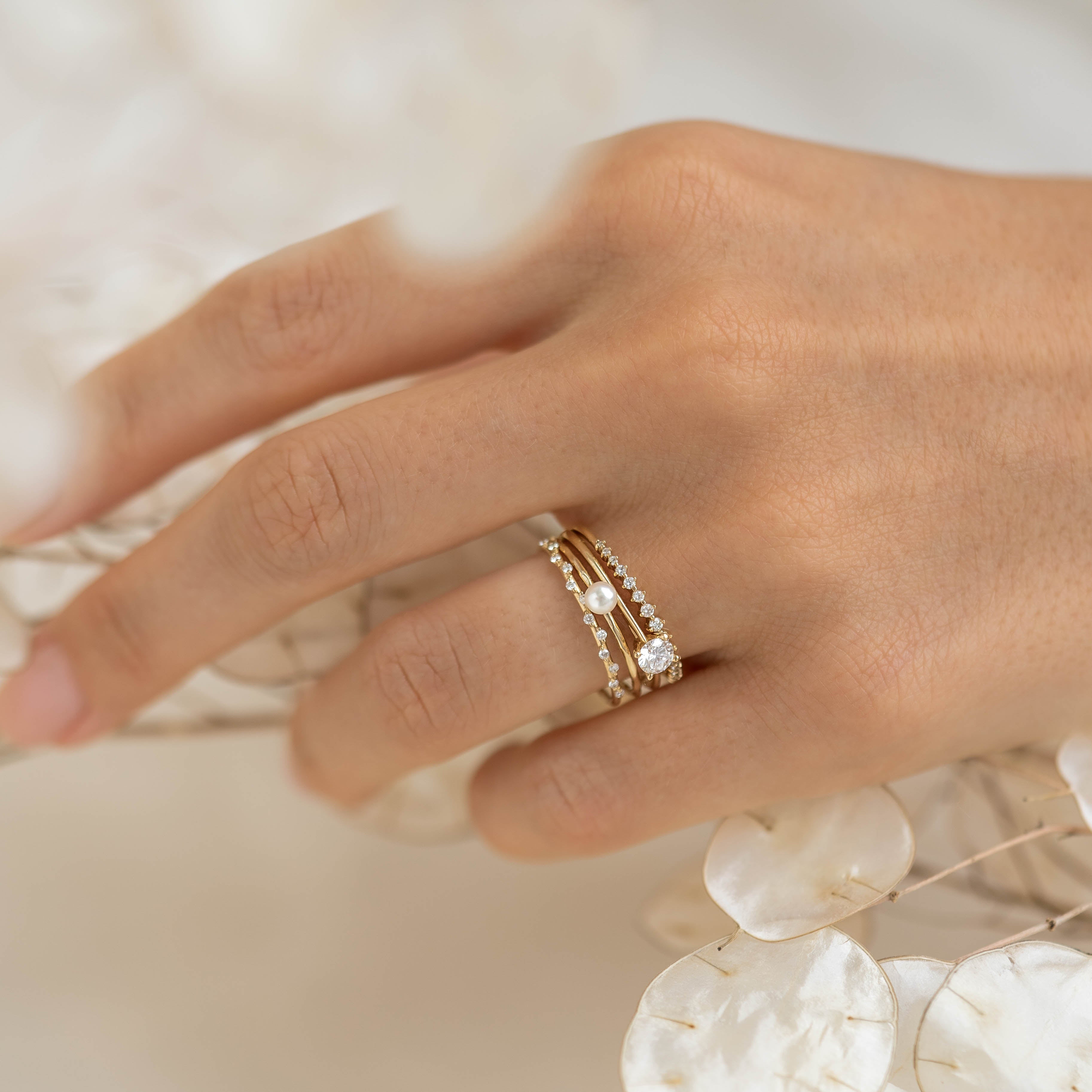 14K Gold Scattered Diamond Ring