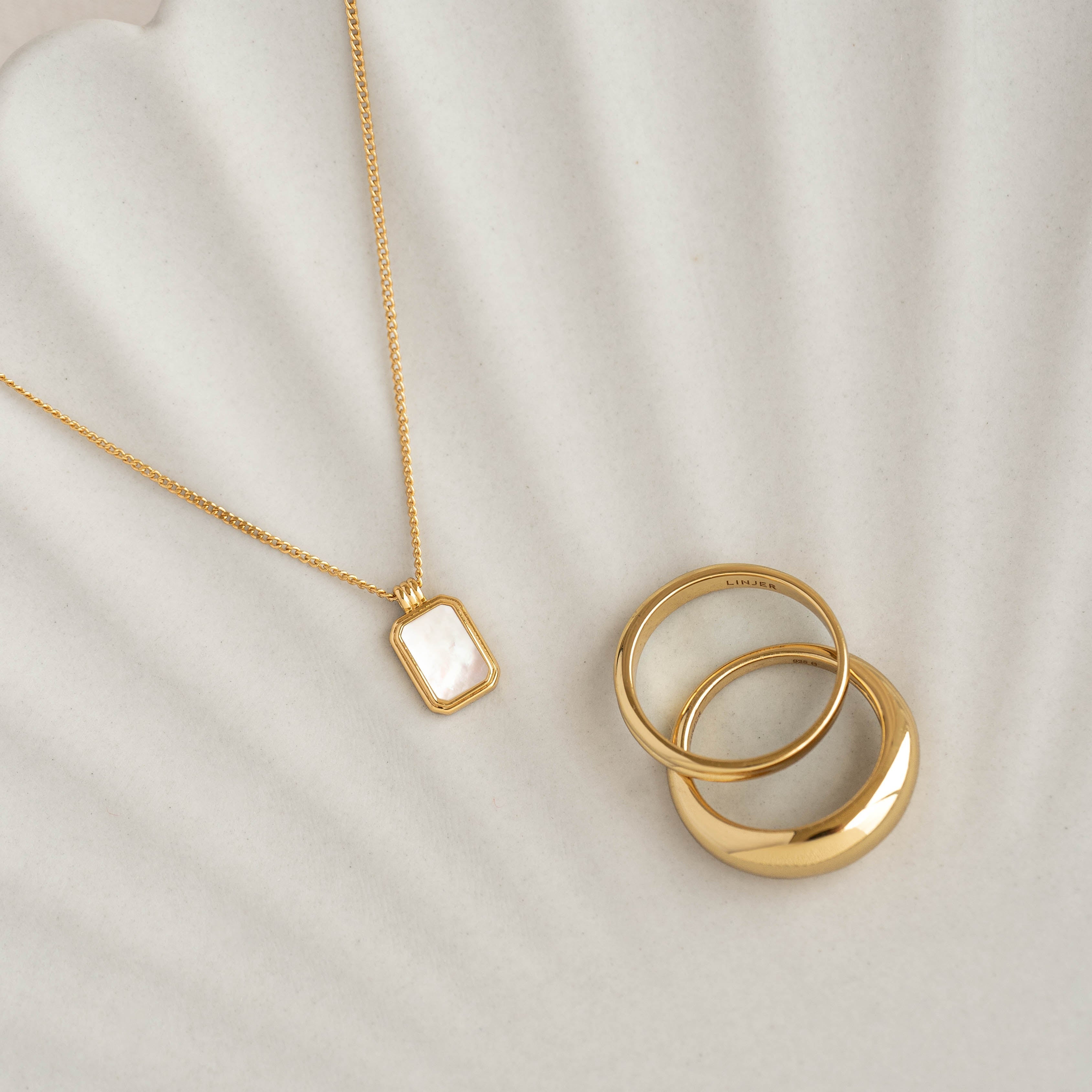 14K Gold Pearlescent Tag Mother-of-Pearl Pendant Necklace