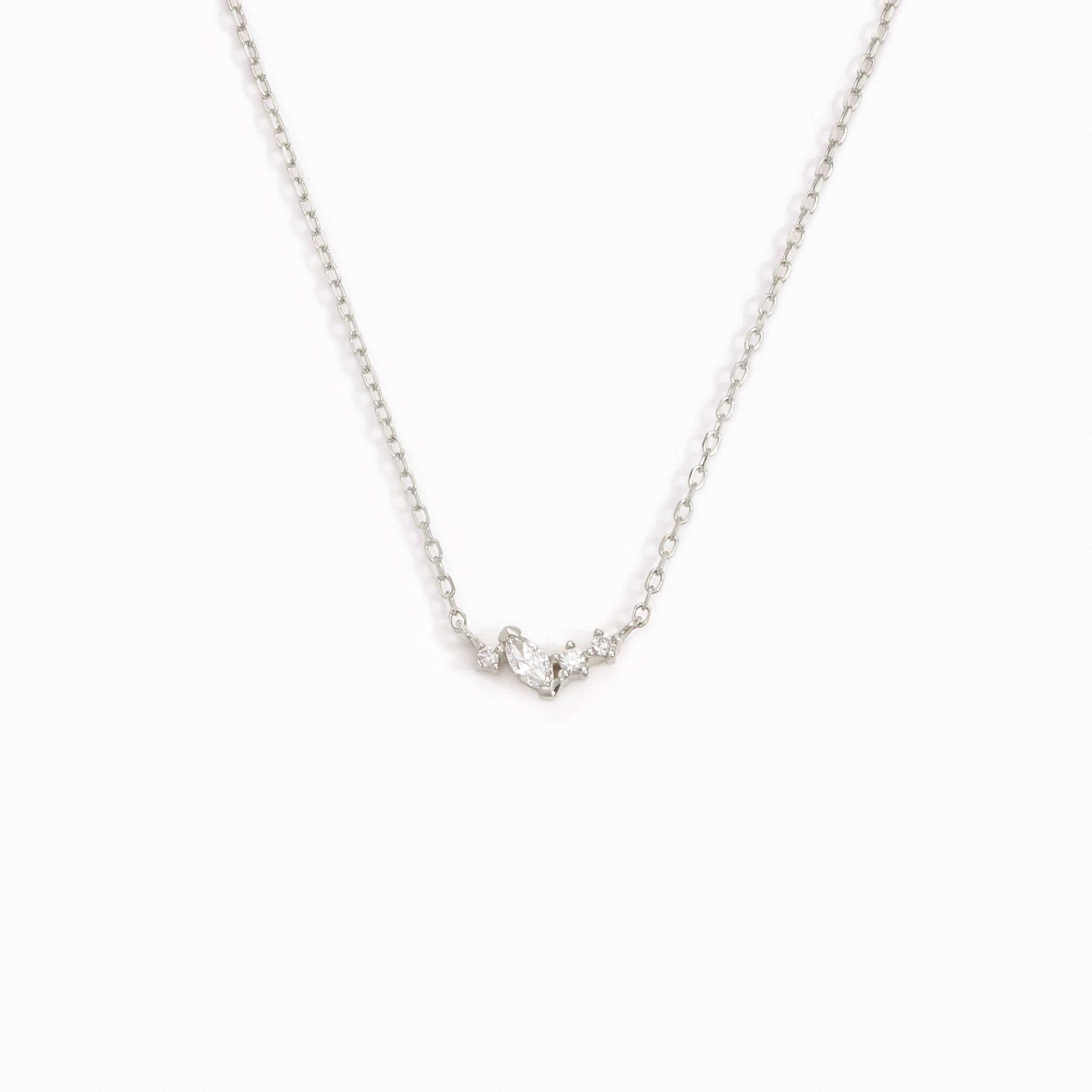 14K White Gold Estrella Diamond Cluster Necklace