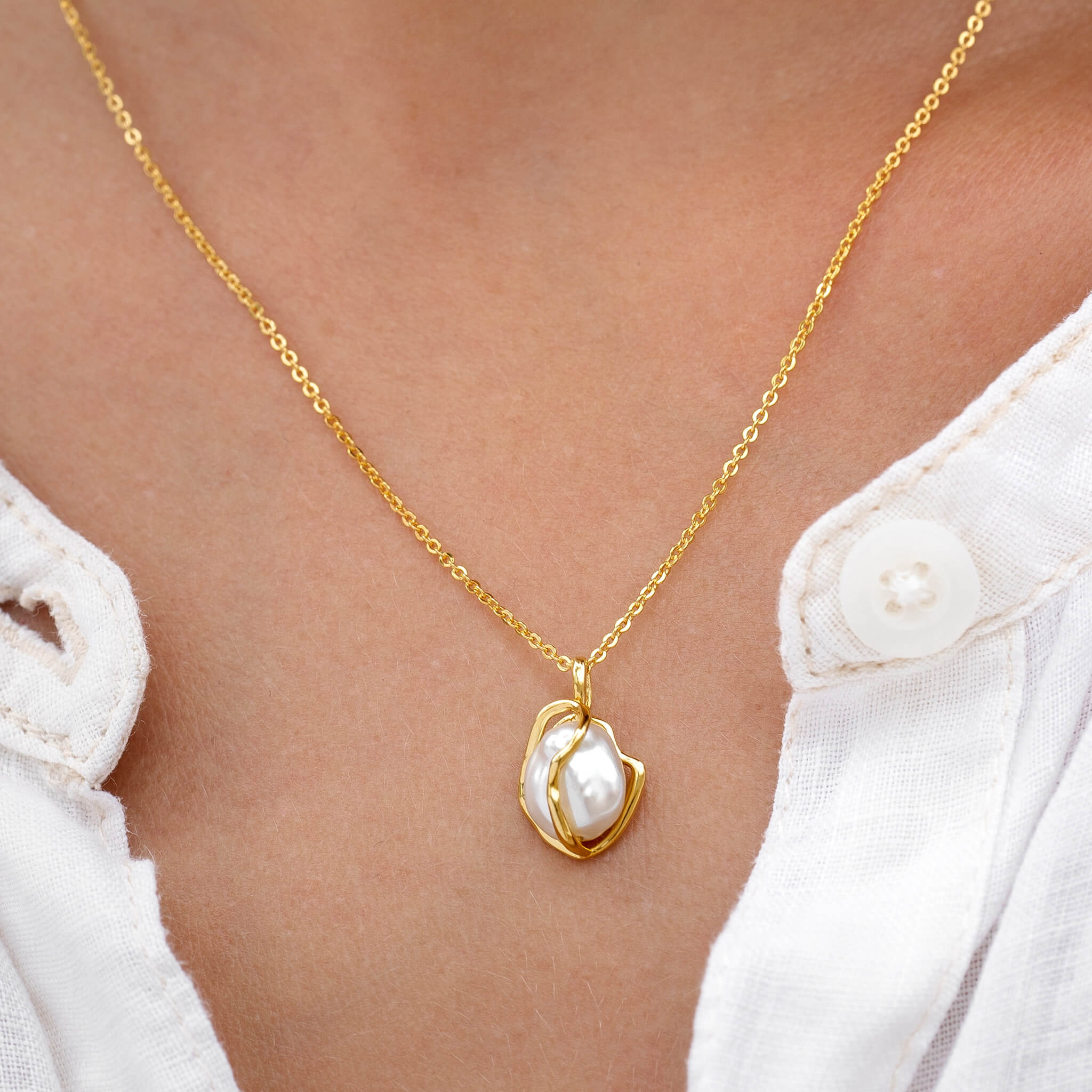 14K Gold Keshi Pearl Pendant Necklace